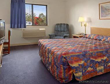 Hotel Americas Best Value Sparks
